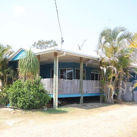 Castaway Beach House- No Parties - No Pets アグネス・ウォーター エクステリア 写真